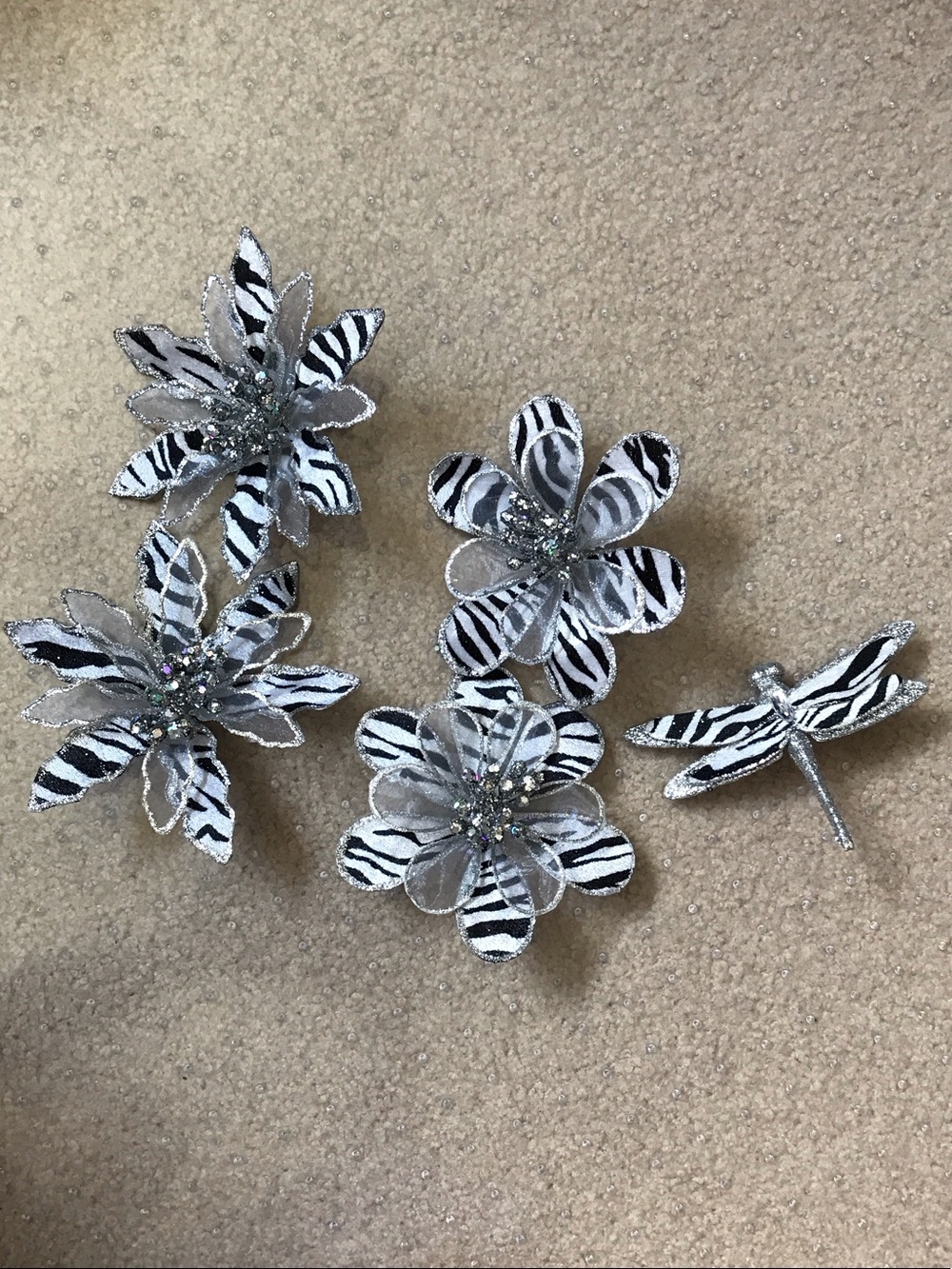 Zebra Print Floral Hair Clips - Black & White